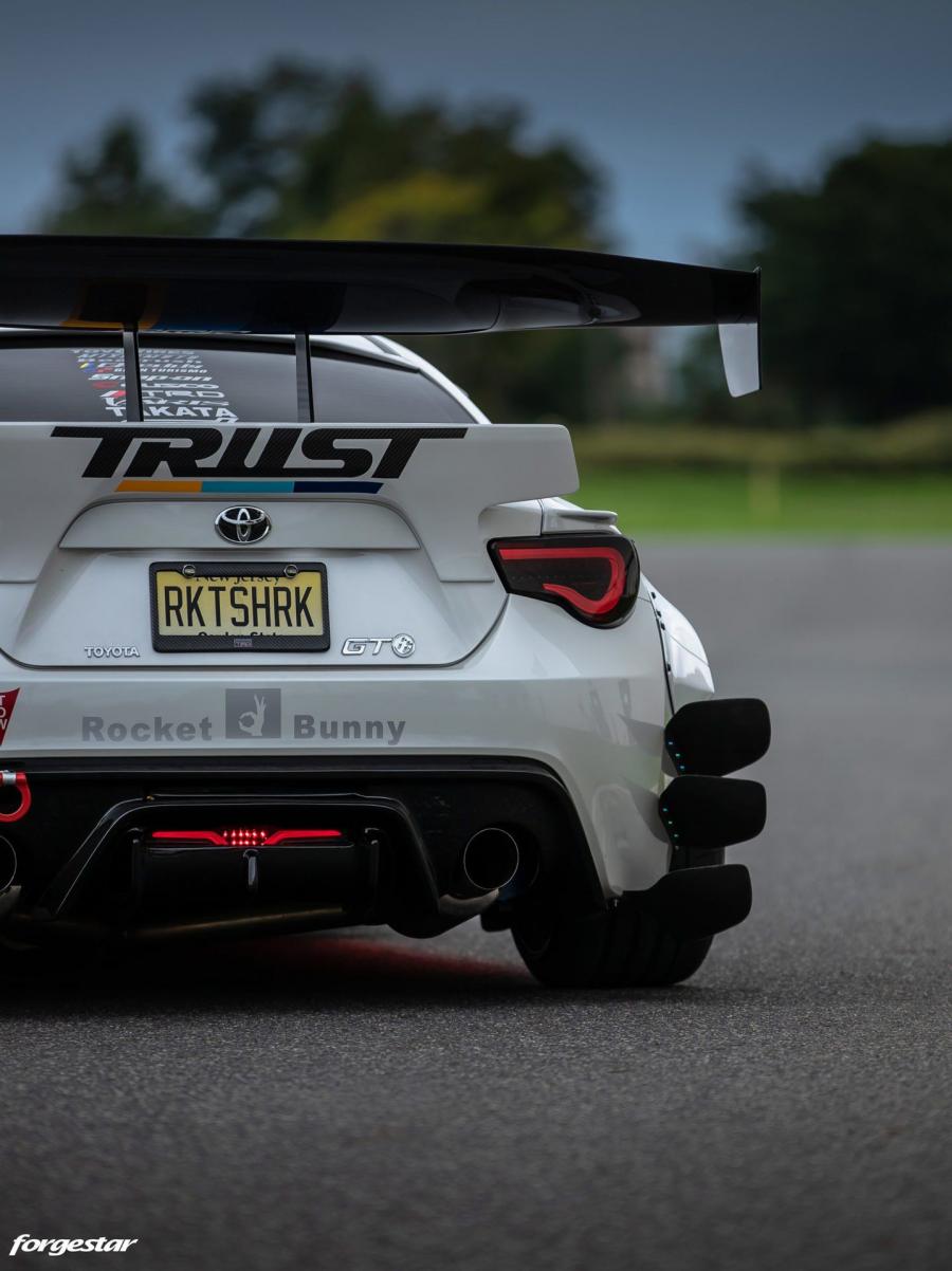 Детали экстерьера Toyota GT 86 Rocket Bunny 2018 года  (фото 15 из 23)